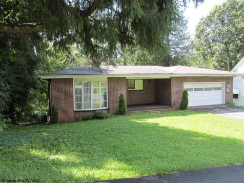 1415 Peacock Ln, White Hall, WV 26554-5011