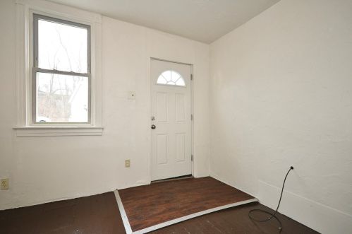 2906 Harcum Way, Pittsburgh, PA 15203-2529