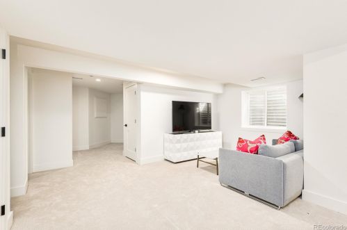 475 Williams St, Denver CO  80218-4025 exterior