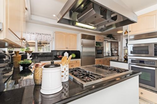 3335 Starline Dr, Palos Verdes Estates CA  90275-6310 exterior