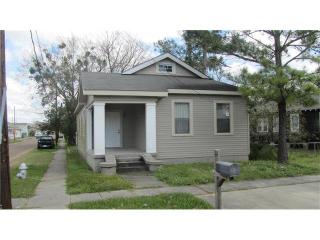 701 Avenue B, Marrero, LA 70072-2017