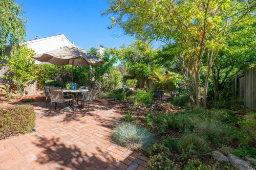 580 Willow Ct, Benicia CA  94510-1447 exterior