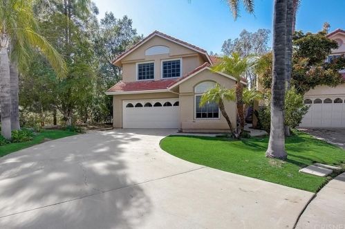 136 Valero Cir, Calabasas CA  91377-5551 exterior