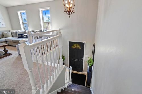 340 Wimbleton Way, Red Lion PA  17356-8292 exterior