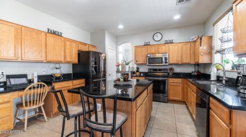 12002 142nd Dr, Sun City, AZ 85379-4945