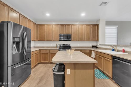 14221 Poinsettia Dr, Sun City AZ  85379-4910 exterior