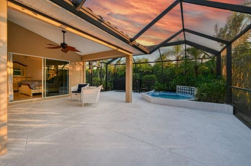 4280 Hampton Ln, Naples, FL 34119-8957