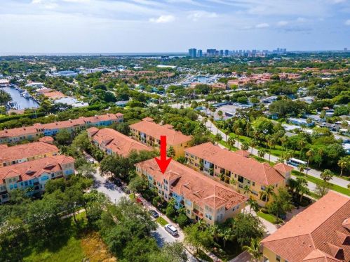2449 San Pietro Cir, West Palm Beach, FL 33410-2970