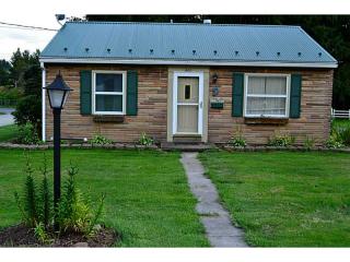 601 Garrett St, Somerset, PA 15501-1841