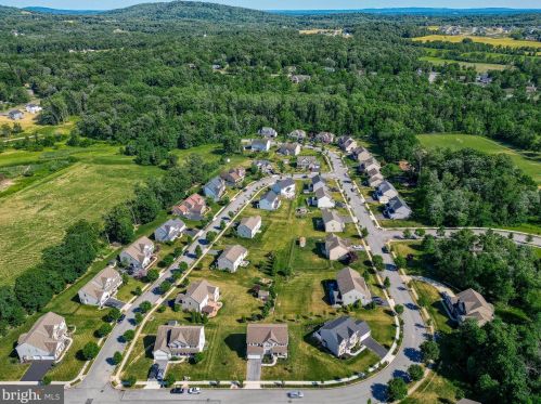 413 Santa Anita Dr, Siddonsburg, PA 17019-8313