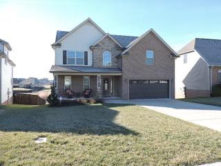 802 Carousel Ct, Clarksville, TN 37043-3000