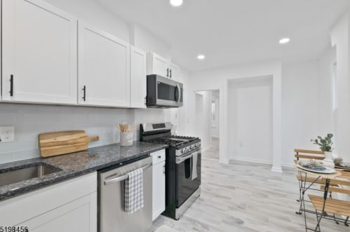 45 Fulton St, East Orange NJ  07017-2110 exterior