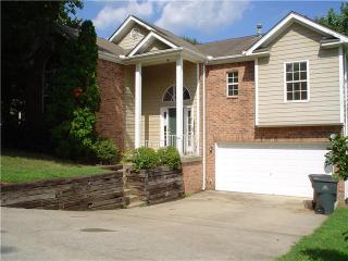 432 Black Mountain Dr, Antioch, TN 37013-1793