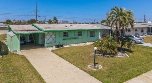 1535 Council Dr, Ruskin, FL 33573-5365