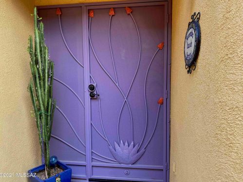 7695 Sierra Park Loop, Tucson, AZ 85710-1459