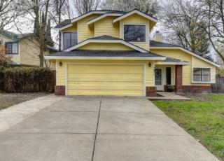 7677 River Village Dr, Sacramento CA  95831-4130 exterior