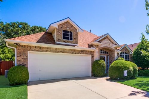 833 Pinnacle Cir, Lewisville TX 75077-2537 exterior