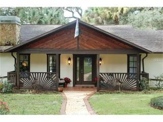 7021 Griffin Rd, Brooksville, FL 34601-7751
