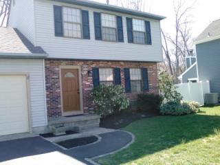 7 Woodvale Ct, Waterford Township, NJ 08004-2916