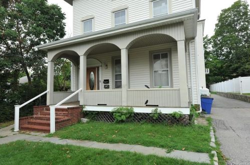 5 Maurice Ave, Crotonville NY  10562-5204 exterior