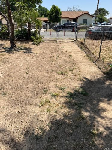 7004 Del Rosa Ave, San Bernardino CA  92404-6410 exterior