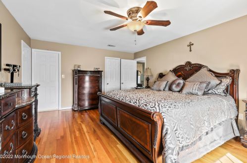 119 Heritage Dr, East Freehold NJ 07728-3185 exterior