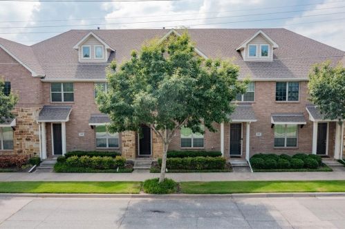 644 Greenville Ave, Richardson TX  75081-4111 exterior