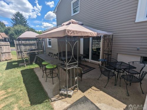 18 Delaney Ct, South Plainfield, NJ 07080-3019