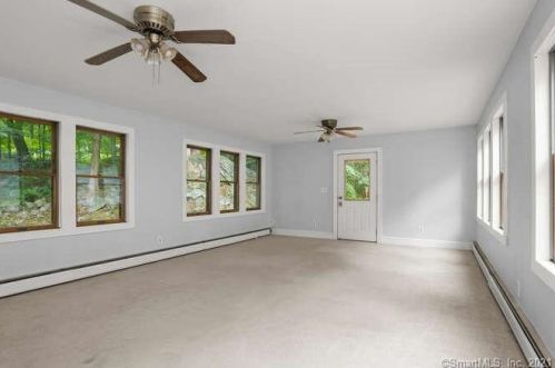 307 Berkshire Rd, Sandy Hook CT  06482-1511 exterior
