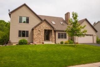 8081 Hidden Ct, Chanhassen, MN 55317-8318