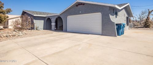 3334 Newport Dr, Lake Havasu City, AZ 86406-5558
