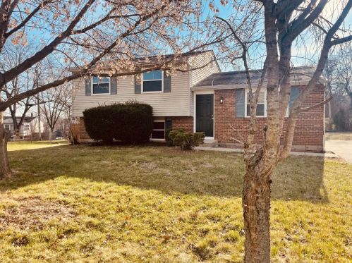 12166 Glencrest Ct, Cincinnati, OH 45251-4210