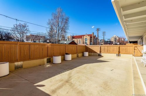 551 Pearl St, Denver CO 80203-3866 exterior