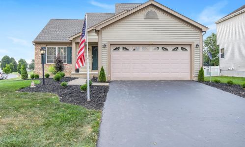 106 Purple Finch Loop, Pataskala, OH 43062-8965