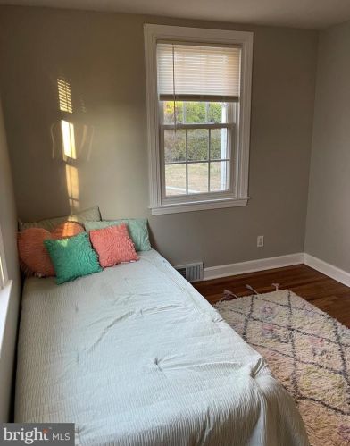 115 Arlington Ave, Camden NJ  08107-1901 exterior