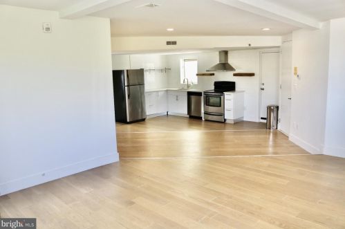 313 Fulton St, Philadelphia PA  19147-3224 exterior