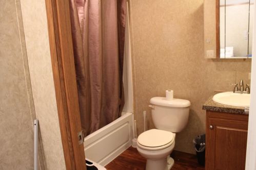 25 Warner Rd, Henniker NH  03242-3168 exterior