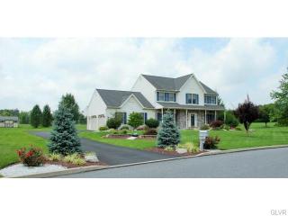 3441 Nathaniel Dr, Nazareth, PA 18064-8759