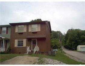 1 James St, Elkview, WV 25071-9414