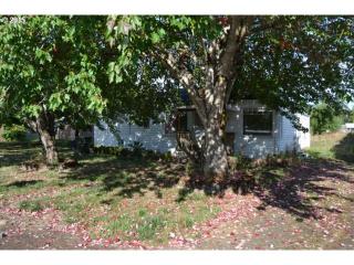 533 Church St, Grand Island, OR 97114-9724