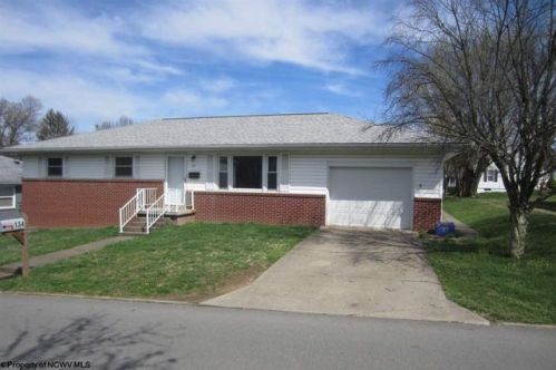 134 Olive St, Lake Ridge, WV 26330-1125