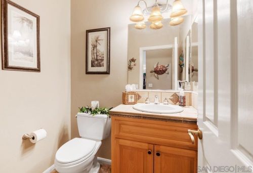 550 Old Stagecoach Run, Alpine CA  91901-1478 exterior