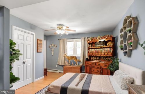 13705 Kerrydale Rd, Woodbridge VA  22193-4710 exterior