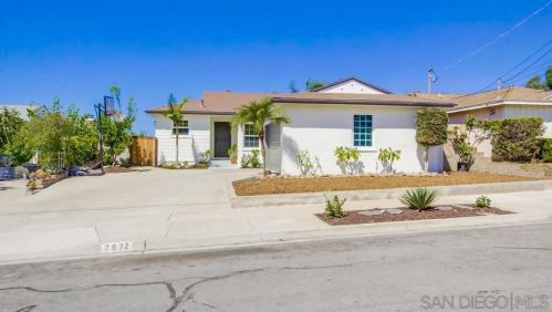 7072 Hillsboro St, San Diego, CA 92120-1846
