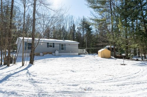 16 Saddle Back Cir, Ellsworth NH  03223-4748 exterior