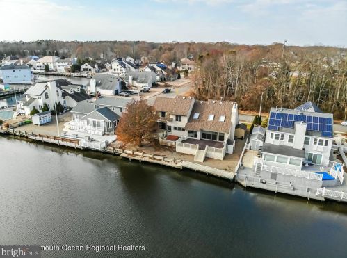 74 Moorage Ave, Berkeley Township NJ 08721-1836 exterior