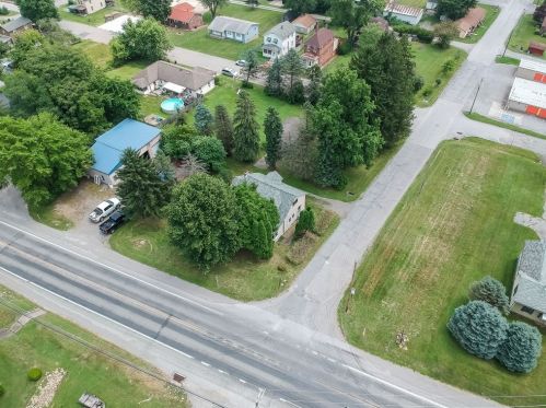 7442 Big Beaver Blvd, Wampum, PA 16157-2526