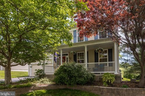 103 Lindley Ln, Pottstown, PA 19465-7567