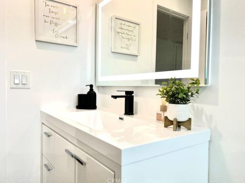 12252 Anzio St, Garden Grove CA  92840-4605 exterior