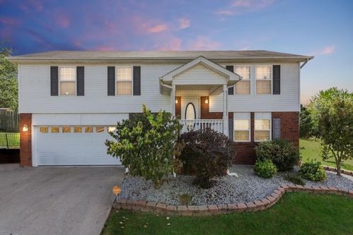 512 Ashley Ct, Berea, KY 40403-1286